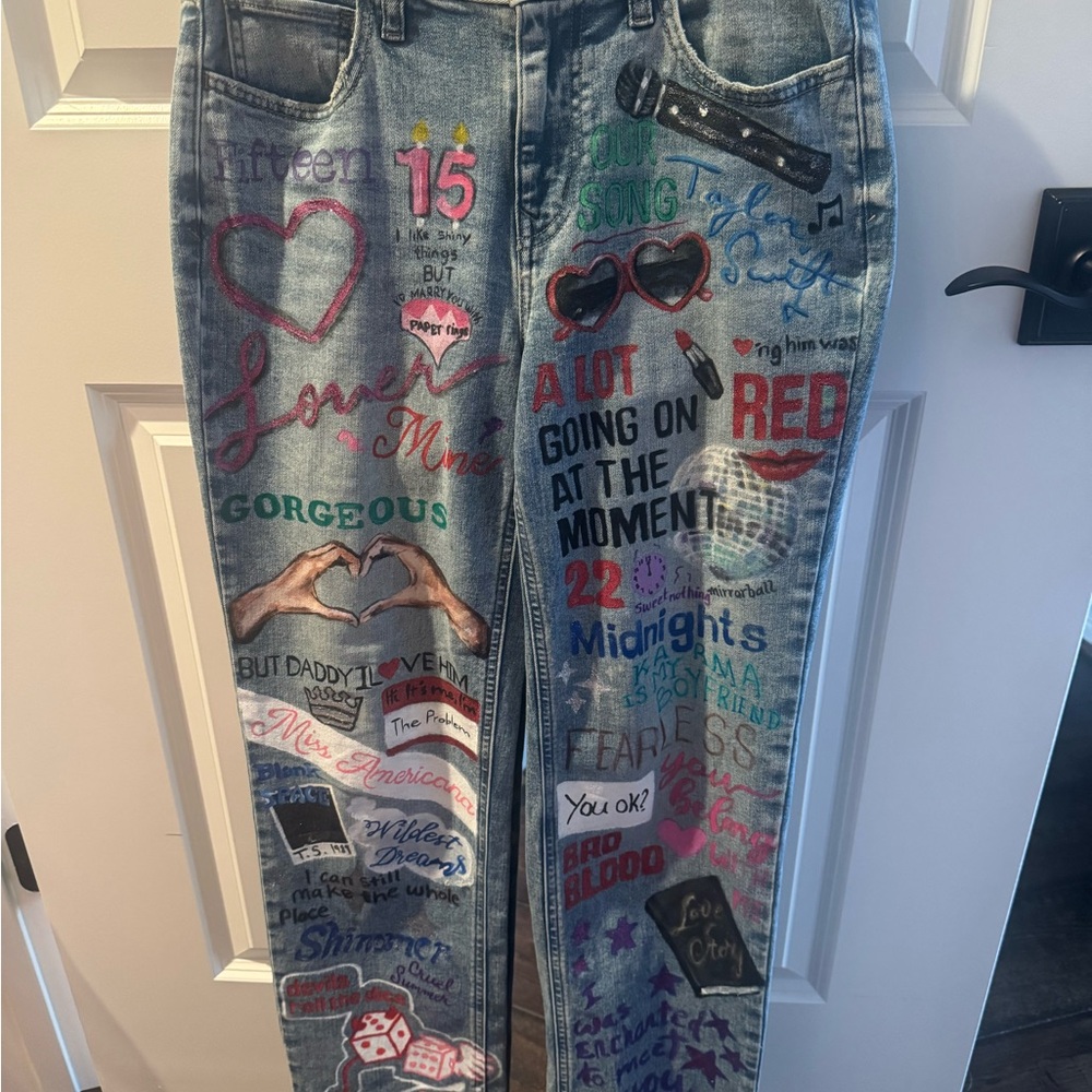 Taylor Swift Swiftie fan themed painted jeans front and back size 6